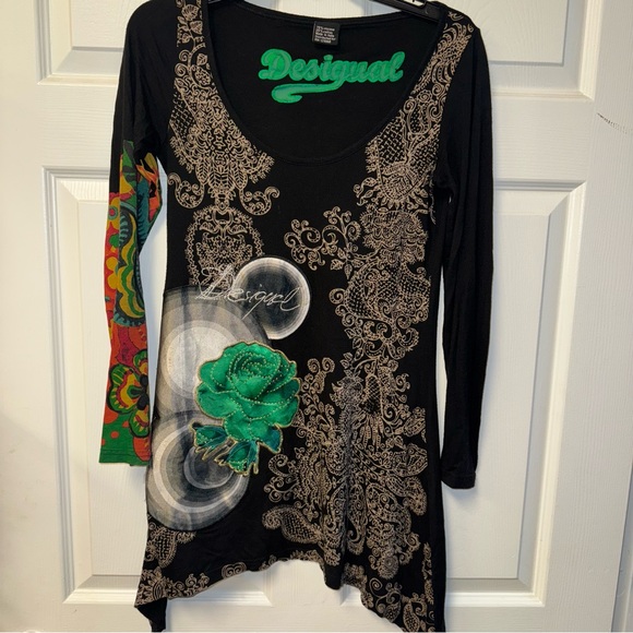 Desigual‎ Black and Cream Asymmetrical Graphic Tunic - Picture 1 of 10